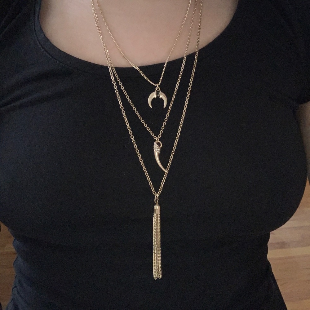 Pre layered gold necklace